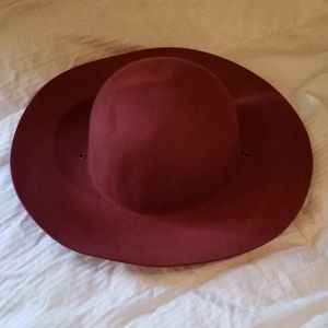 Burgundy Felt Hat American Eagle